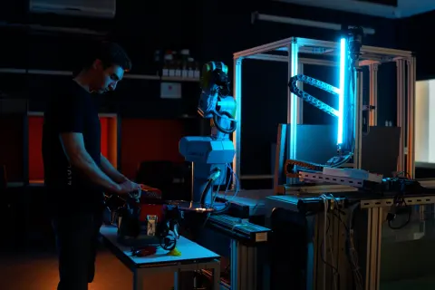 Bahçeşehir engineering workshop